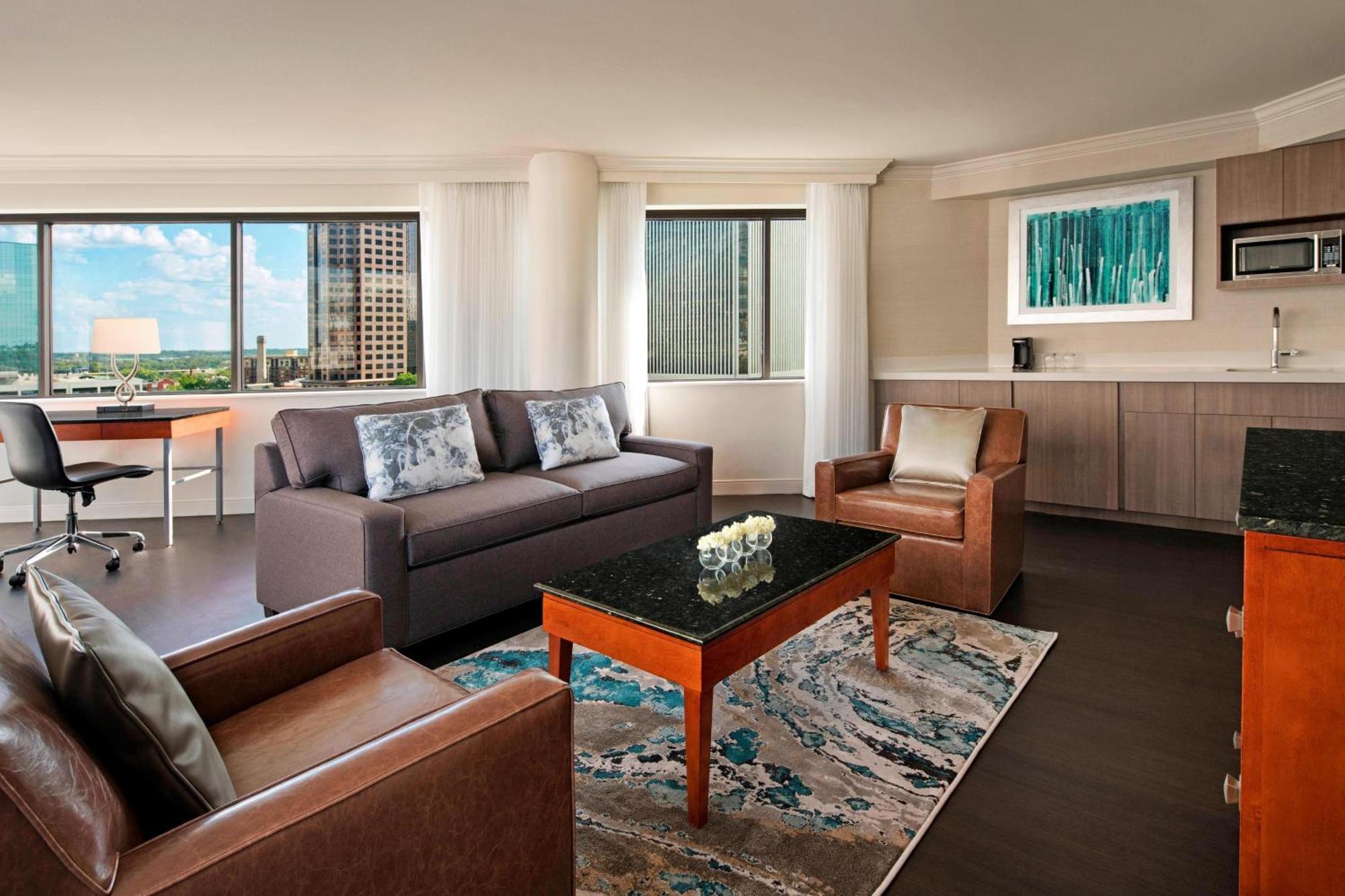 Delta Hotels By Marriott Richmond Downtown Bagian luar foto