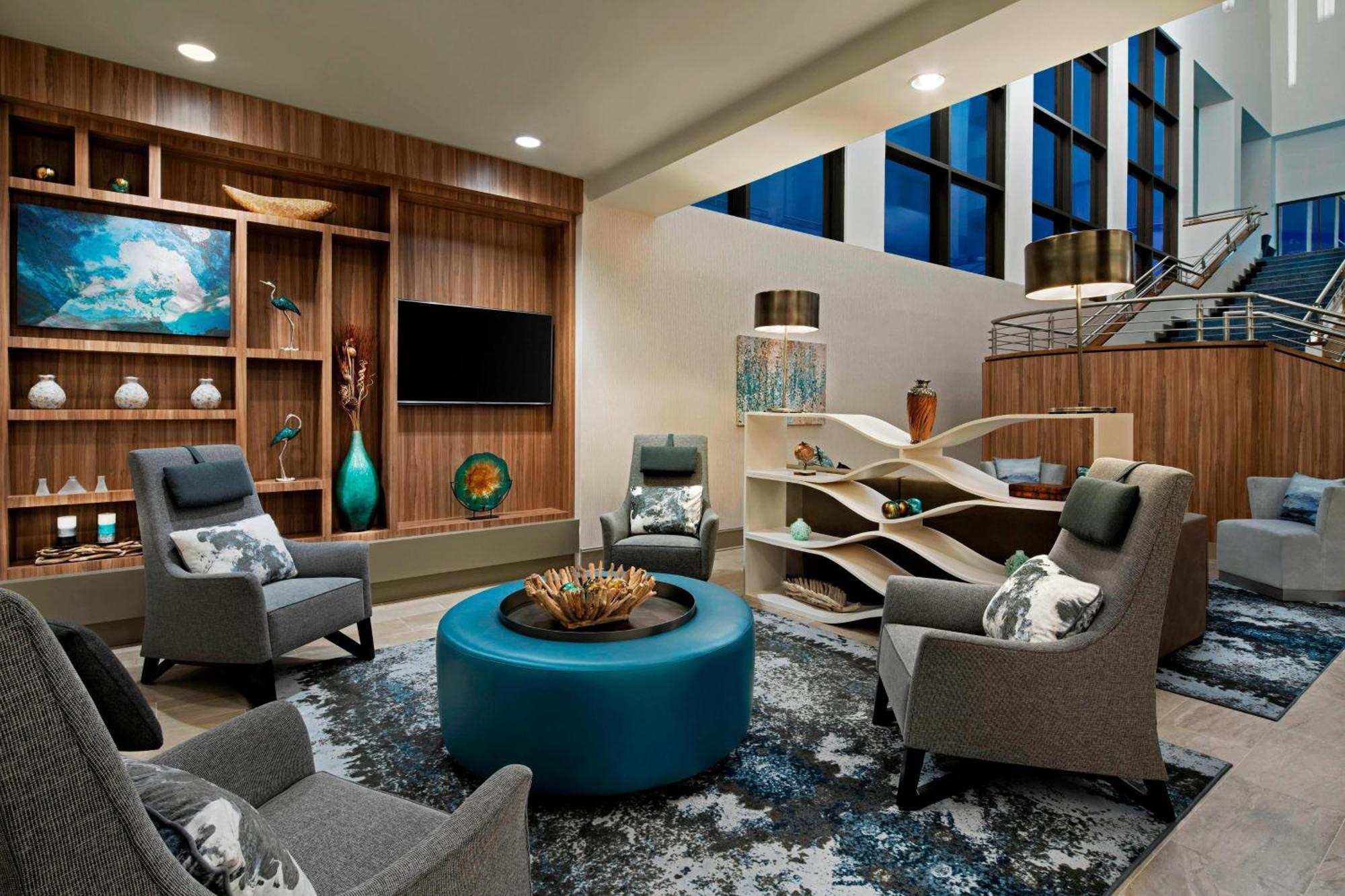 Delta Hotels By Marriott Richmond Downtown Bagian luar foto