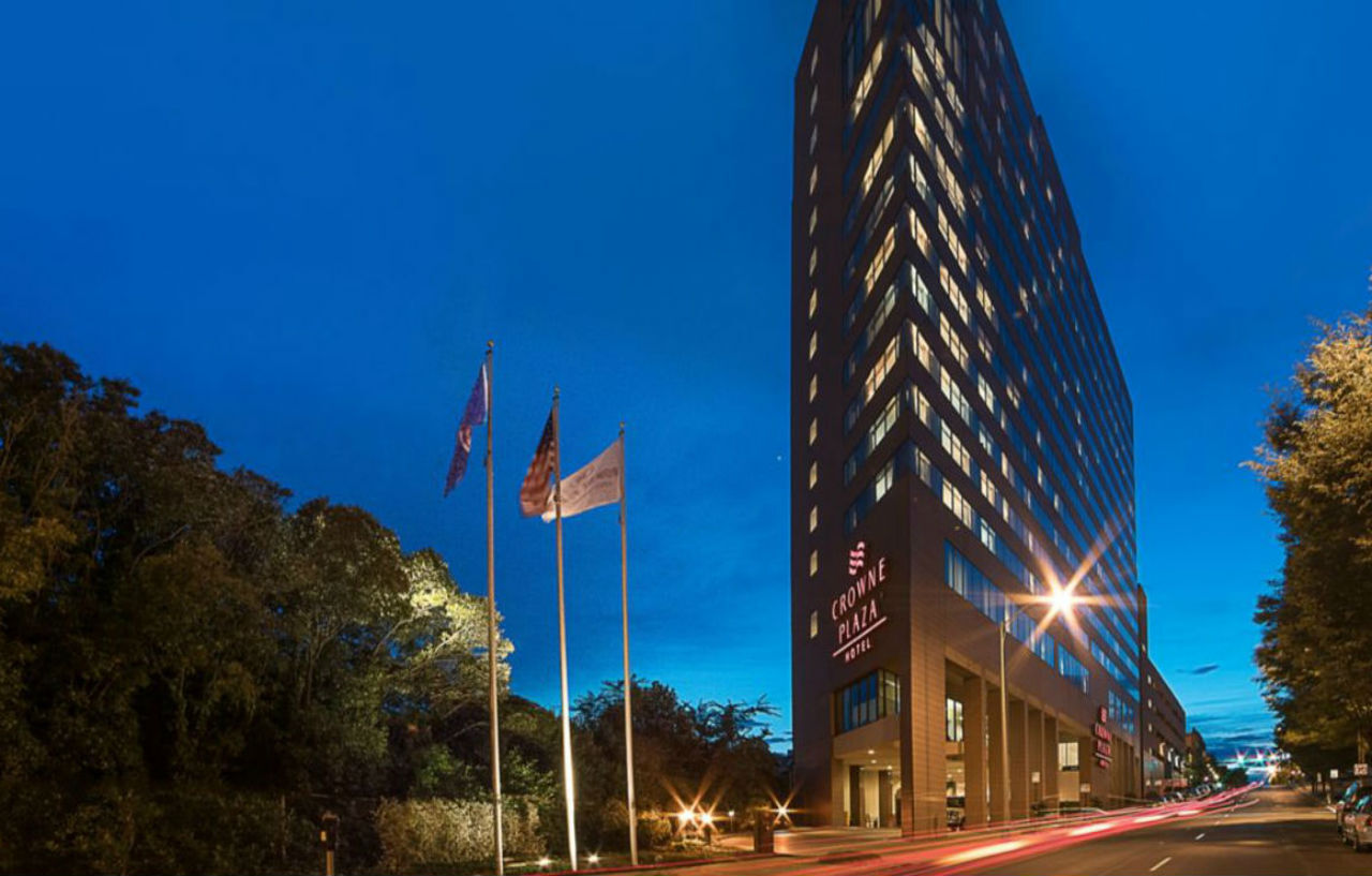 Delta Hotels By Marriott Richmond Downtown Bagian luar foto